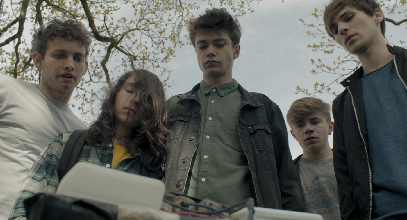 PermanentGreenLight_Still-05