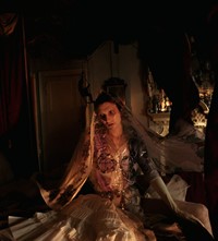 Dilara Findikoglu Spring 2019 Dennis Severs House Darkness