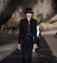 SAINT LAURENT_MEN_SS20_RUNWAY_08_HR