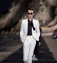 SAINT LAURENT_MEN_SS20_RUNWAY_09_HR