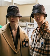 Prada A/W18 AW18 Fall 2018 men's fashion backstage