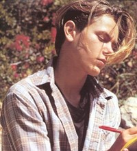 River Phoenix style fashion 90s grunge