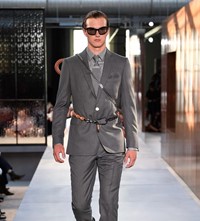 Burberry S/S19 SS19 Riccardo Tisci debut first show