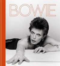 David Bowie Terry O’Neill portrait fashion style 1970s 70s