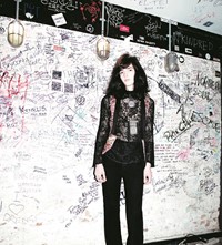 ANOTHERMAN_05_046