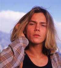 River Phoenix style fashion icon 1990s 90s menswear