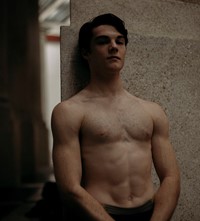 Royal Ballet male dancer men Unknown Soldier Francisco Serra