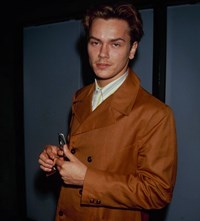 River Phoenix style fashion 90s grunge