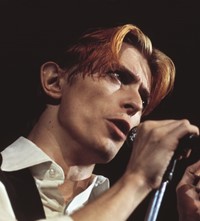 David Bowie Terry O’Neill portrait fashion style 1970s 70s