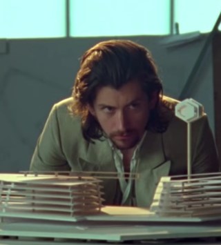 arctic-monkeys-music-video-four-out-of-five