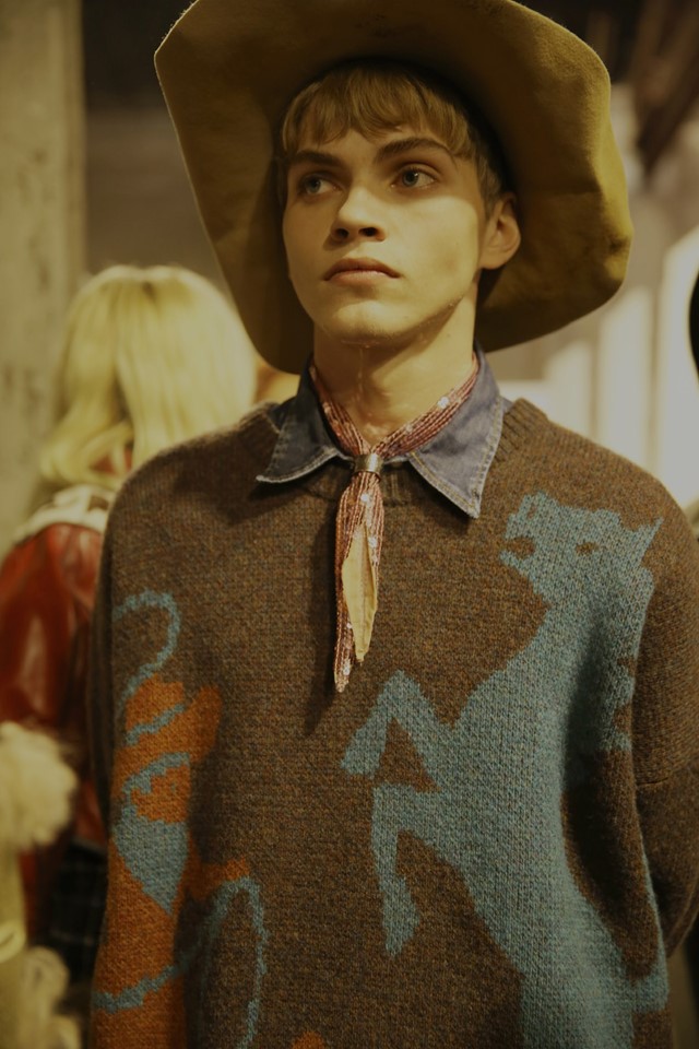Dsquared2 A/W18 Fall 2018 backstage Milan men's fashion