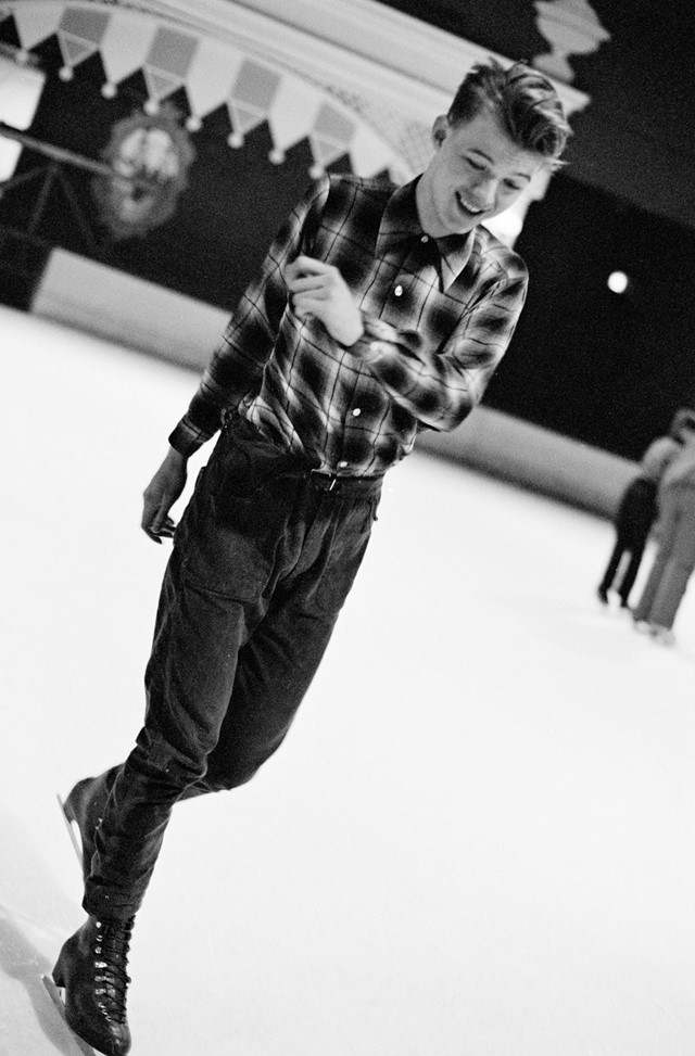 EdwinSkating43x60