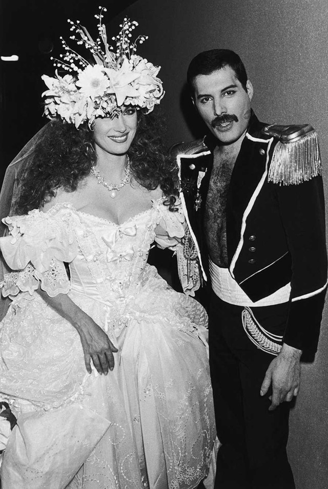Freddie Mercury style fashion clothes costumes