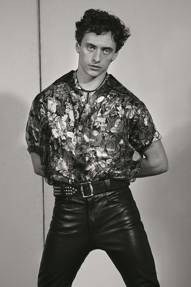 How to wear leather jacket men 2018 guide