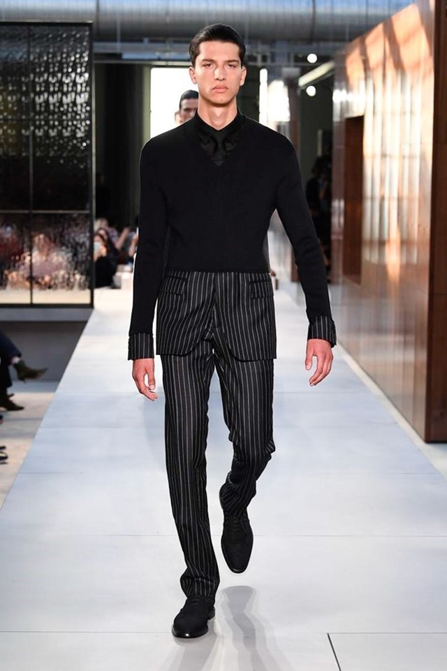 Burberry S/S19 SS19 Riccardo Tisci debut first show