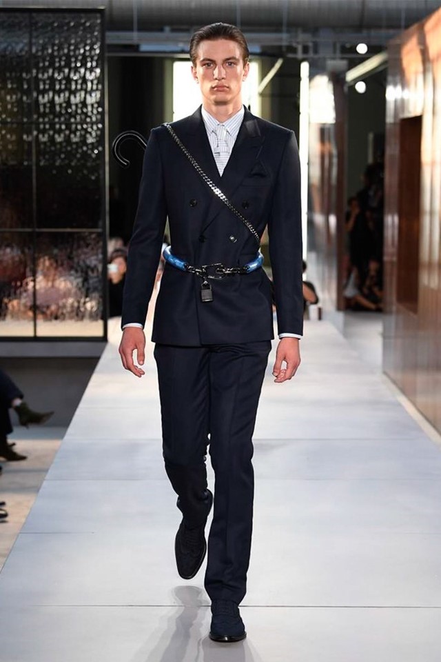 Burberry S/S19 SS19 Riccardo Tisci debut first show