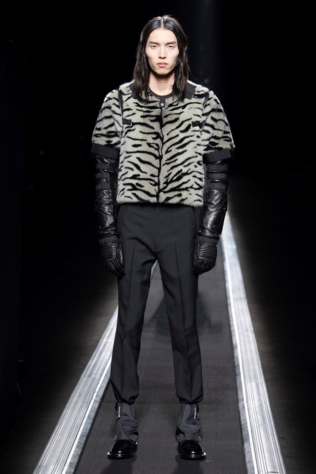 WINTER 19-20 COLLECTION LOOK 21