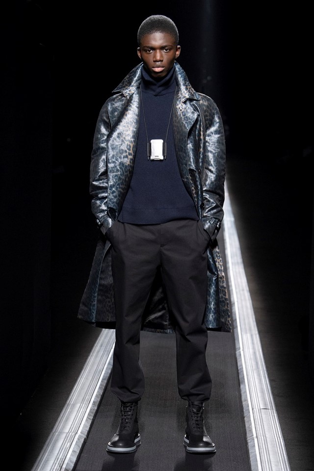 WINTER 19-20 COLLECTION LOOK 24