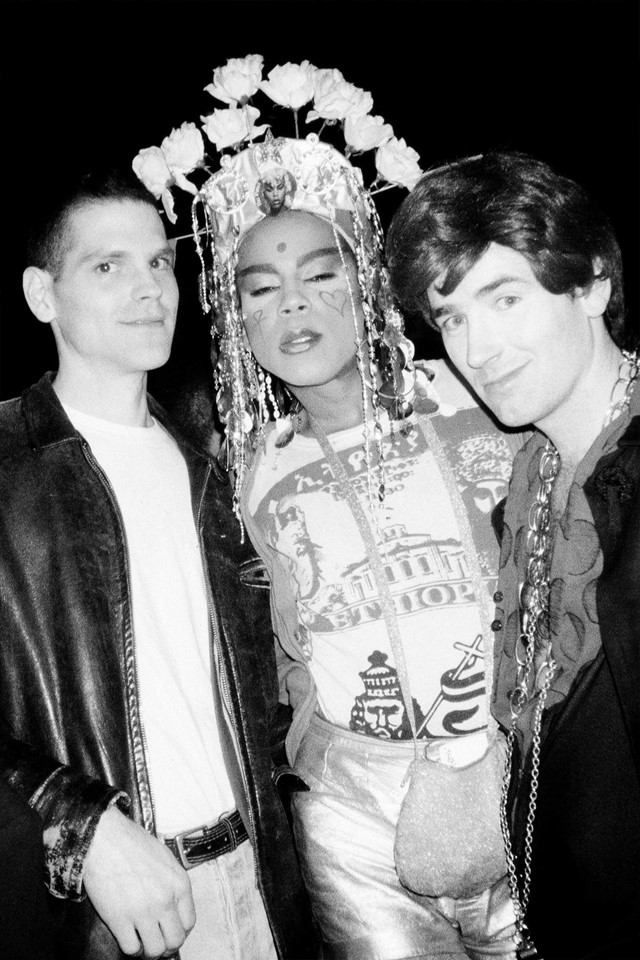 _johnSimonePhoto_RuPaul_and_DJ-and-designer_LarryT