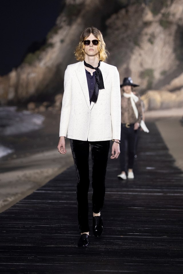 SAINT LAURENT_MEN_SS20_RUNWAY_20_HR