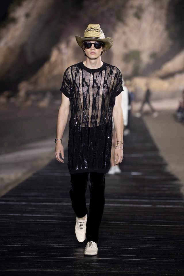 SAINT LAURENT_MEN_SS20_RUNWAY_26_HR