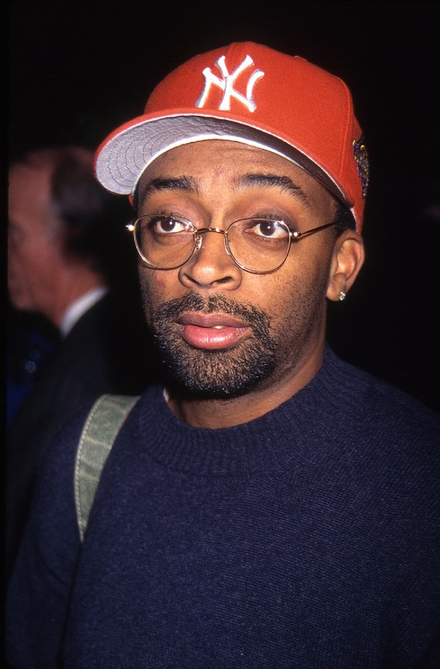 Director Spike Lee red New York Yankees baseball cap
