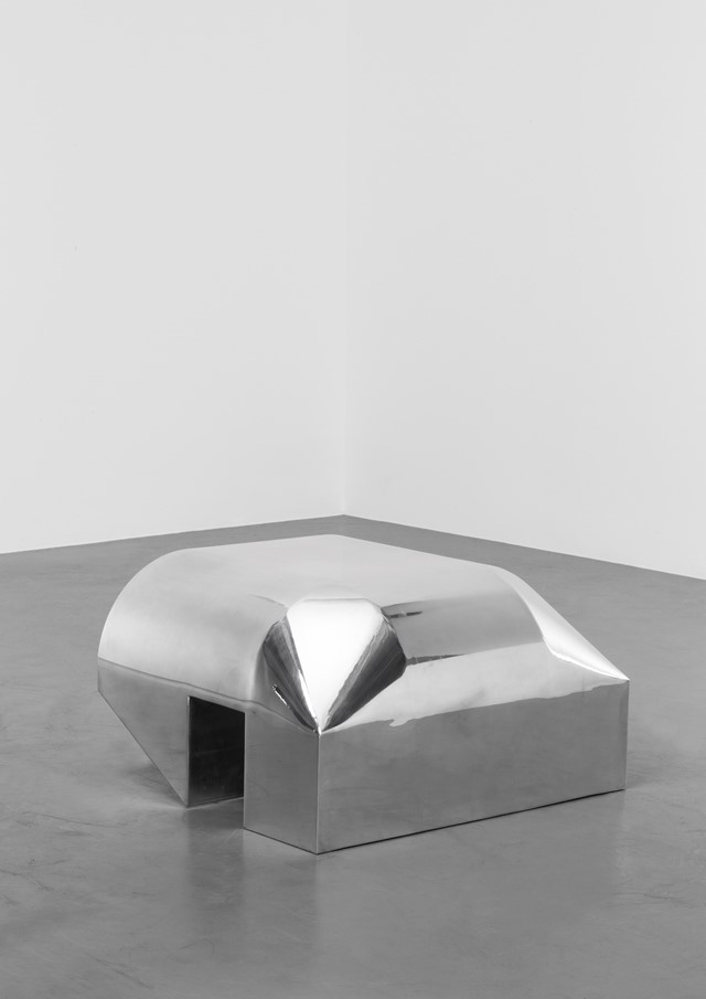 OWENS_Single Prong Bench Aluminium_01