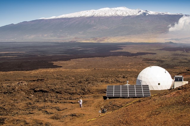 HISEAS_pho_2015_March10_web.lrg_