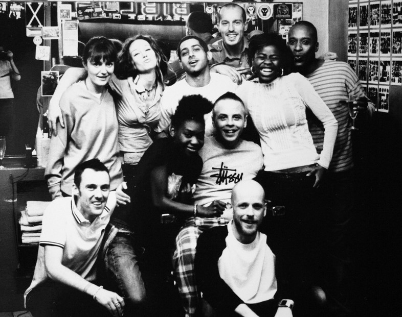CUTS CREW Verity
