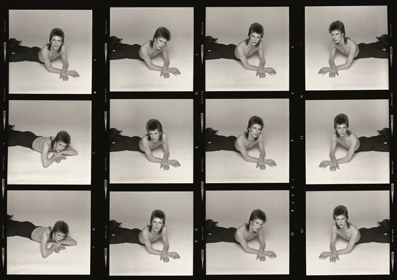David Bowie Terry O’Neill portrait fashion style 1970s 70s
