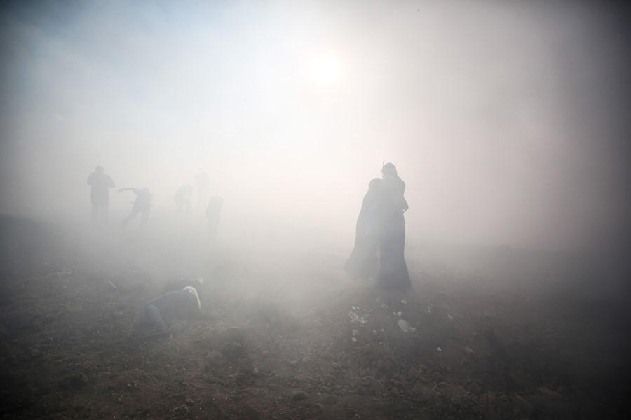 Mustafa Hassona Palestine protester iconic viral Gaza