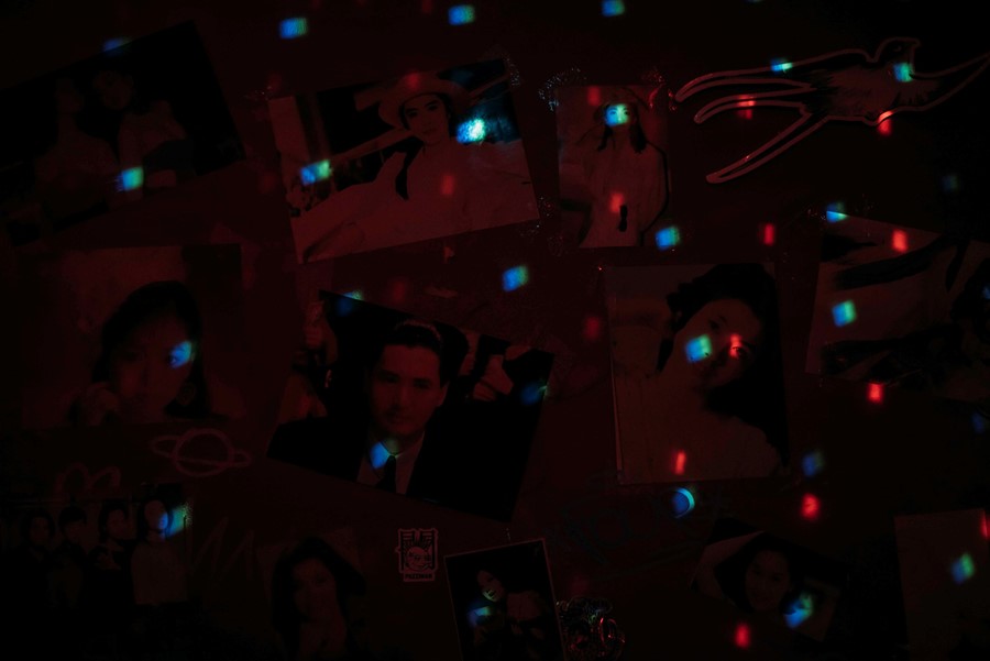 Barclay Bram Clubbing Alone