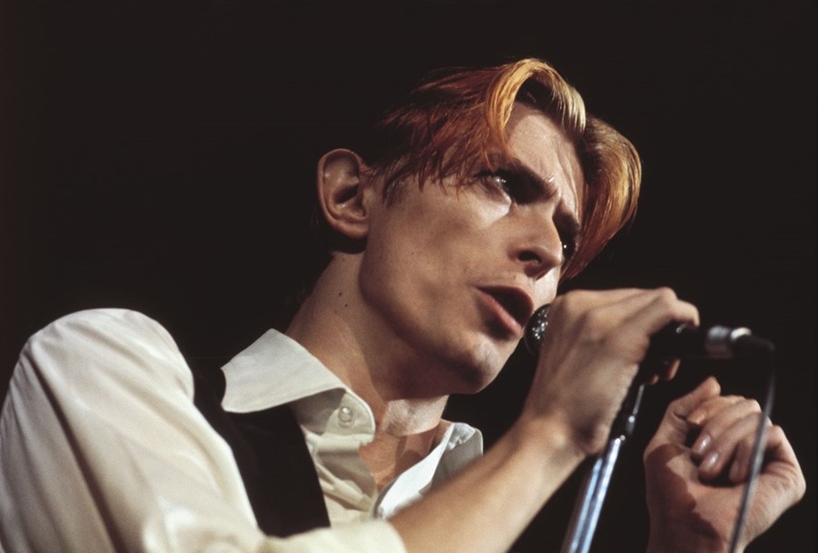 David Bowie Terry O’Neill portrait fashion style 1970s 70s